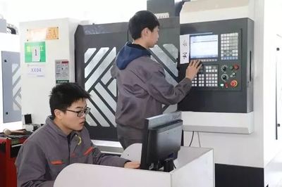 以技術服務為引擎，提升加工制造技能水平，賦能現代制造業高質量發展